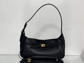 Picture of Balenciaga Handbags _SKUfw184035148fw